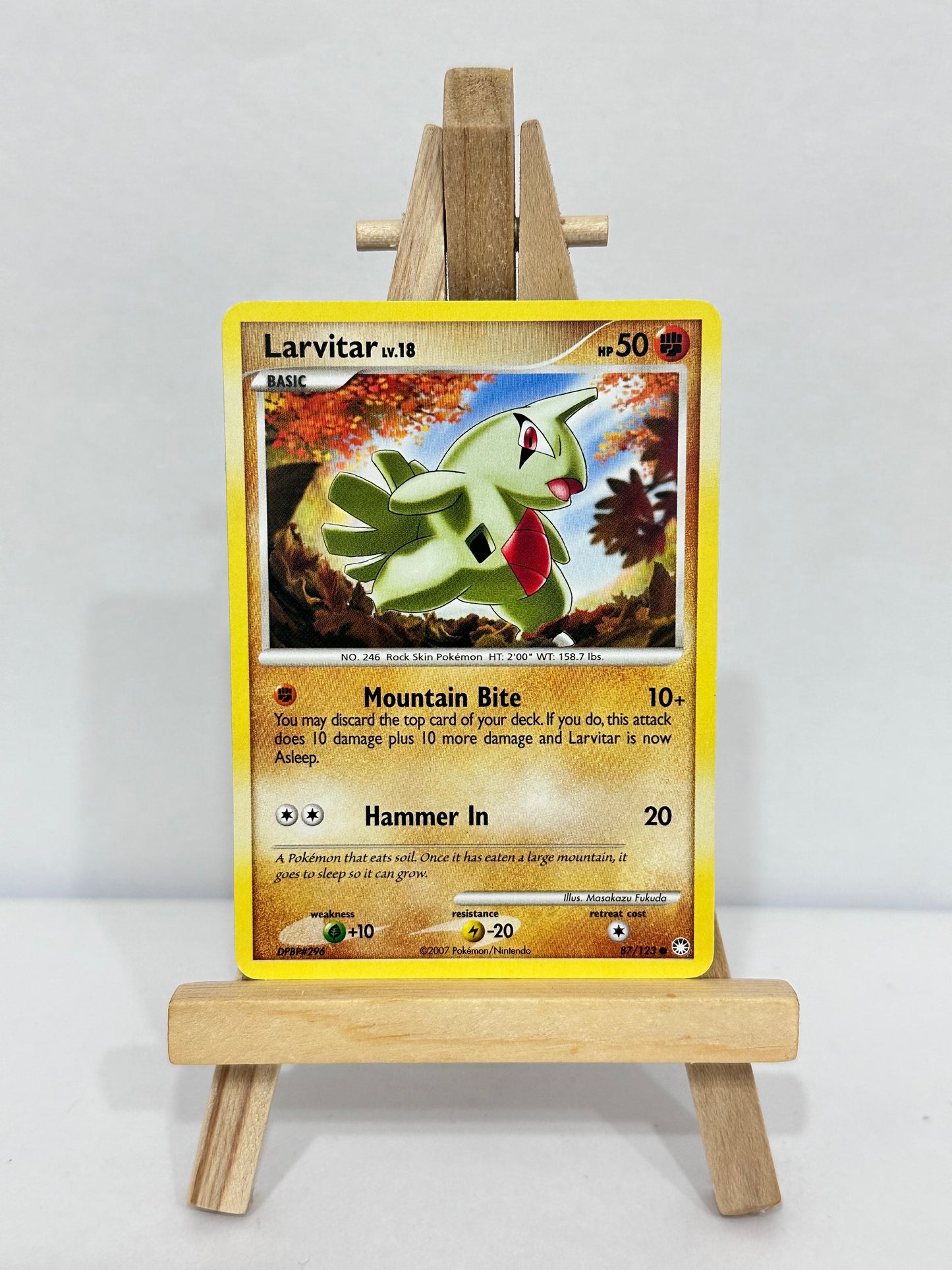 Larvitar Lv 18 (Mysterious Treasures)