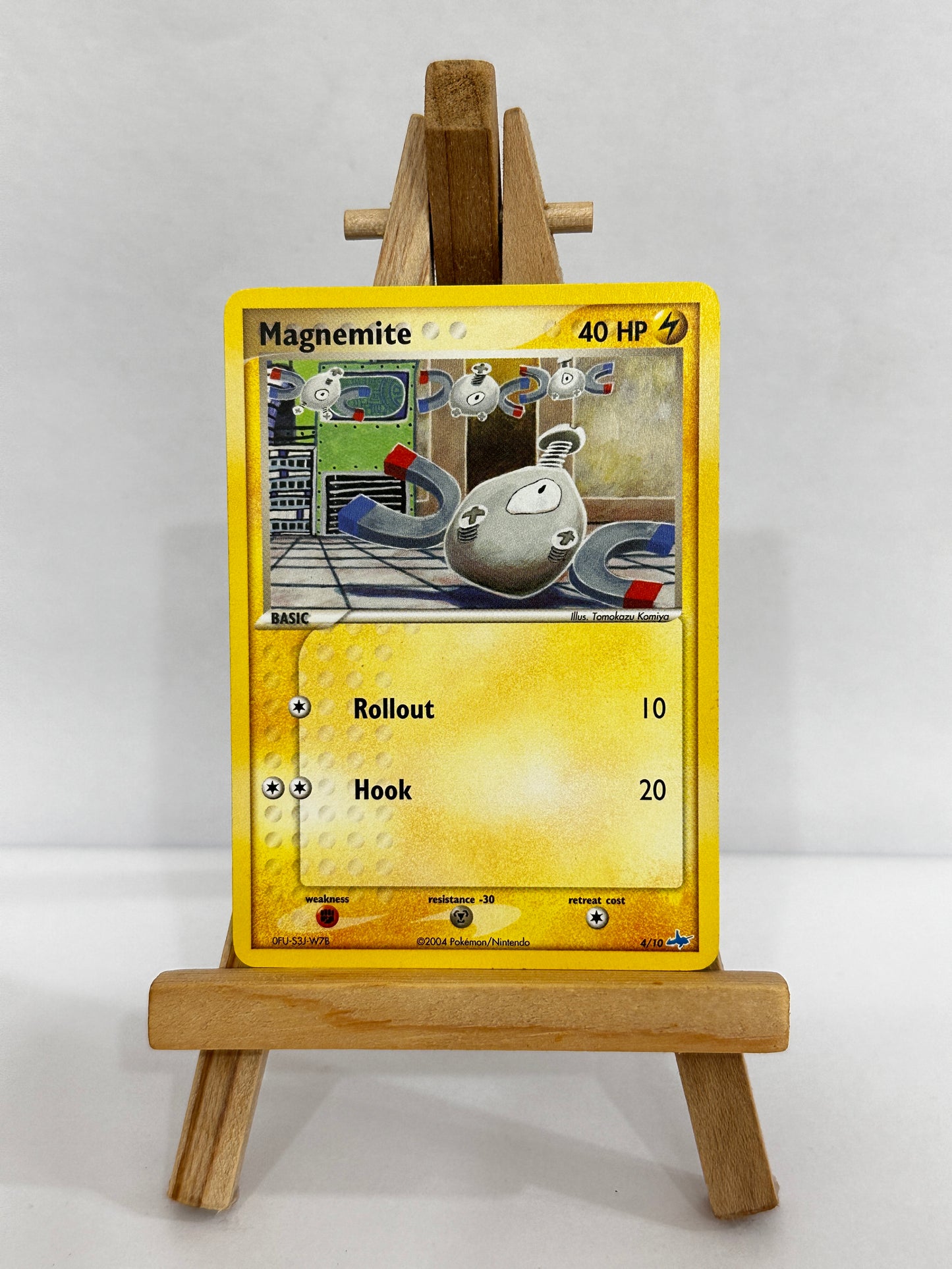 Magnemite 4/10 (Latias Trainer Kit)