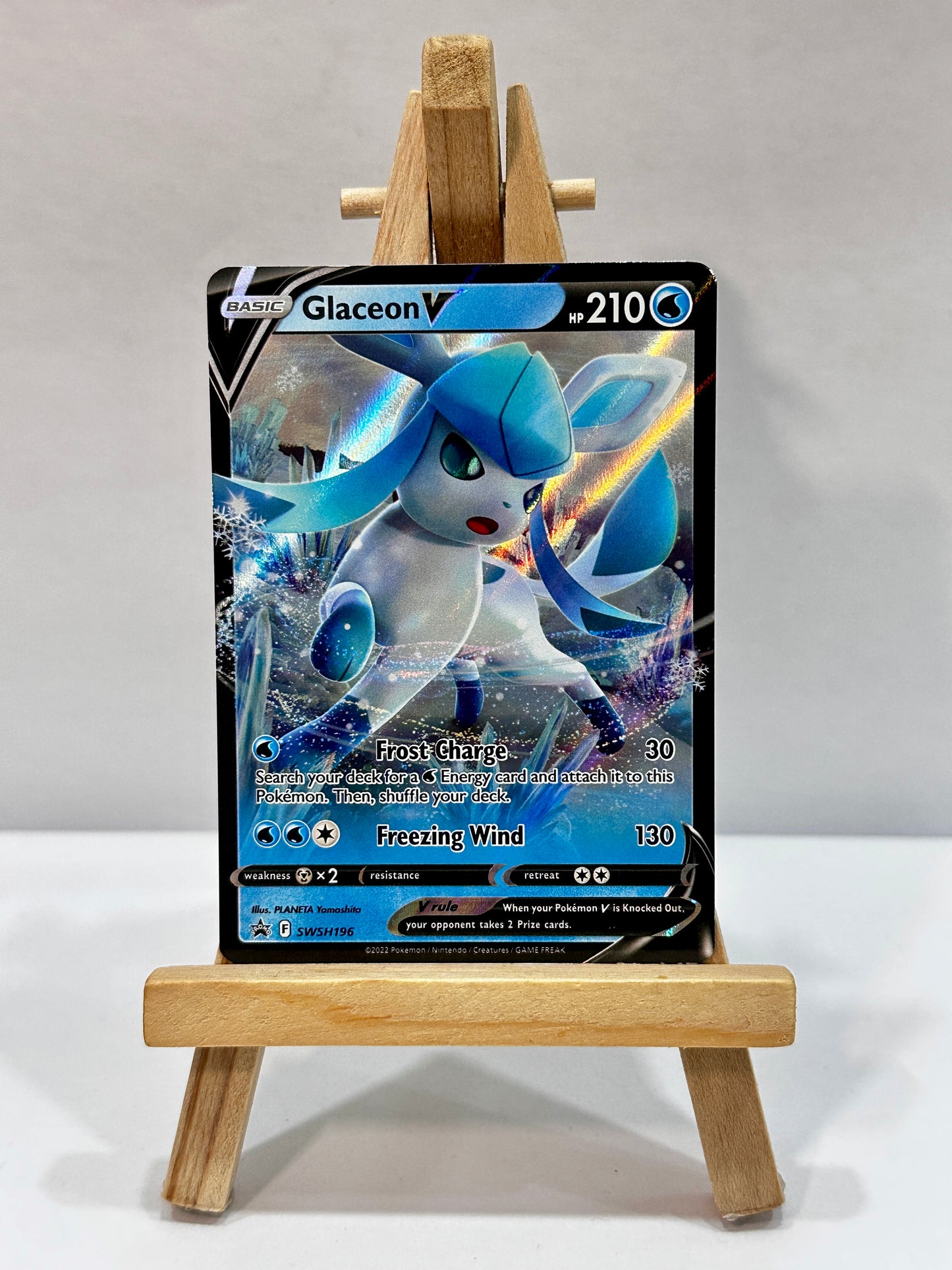 Glaceon V (SWSH196) Promo
