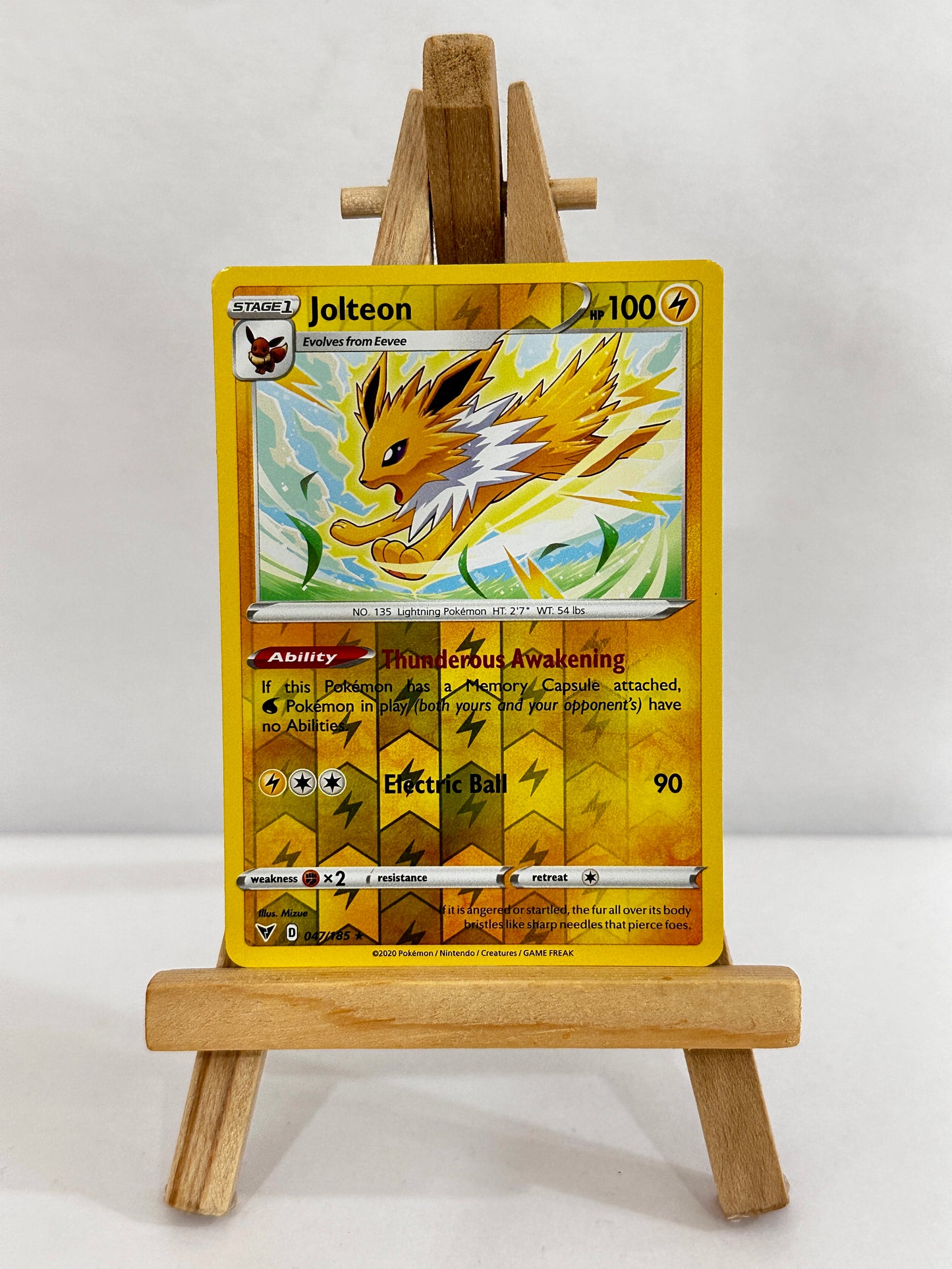 Jolteon 047/185 (SWSH Vivid Voltage) Reverse Holo