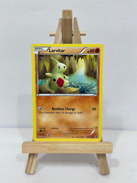 Larvitar 40 (Fates Collide)