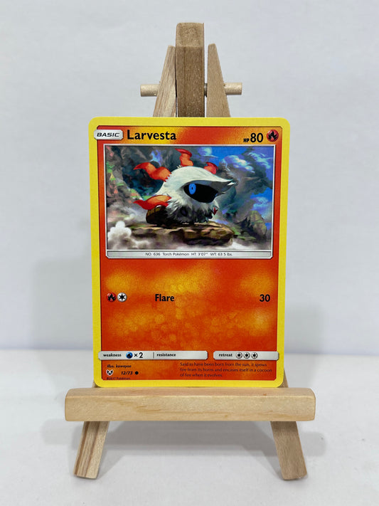 Larvesta (Shining Legends)