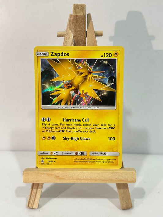 Zapdos (SM Hidden Fates) Holo