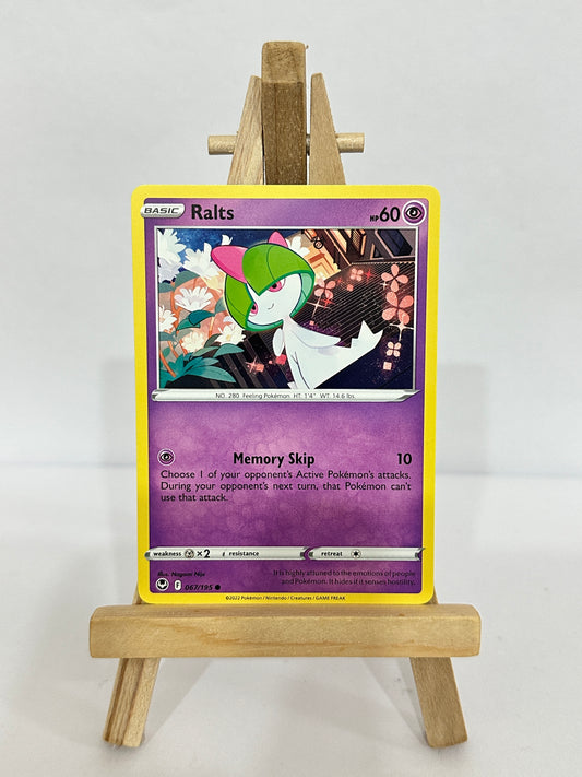 Ralts (SWSH Silver Tempest)