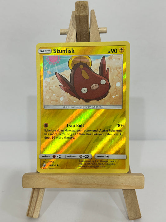 Stunfisk (SM Unified Minds) Reverse Holo