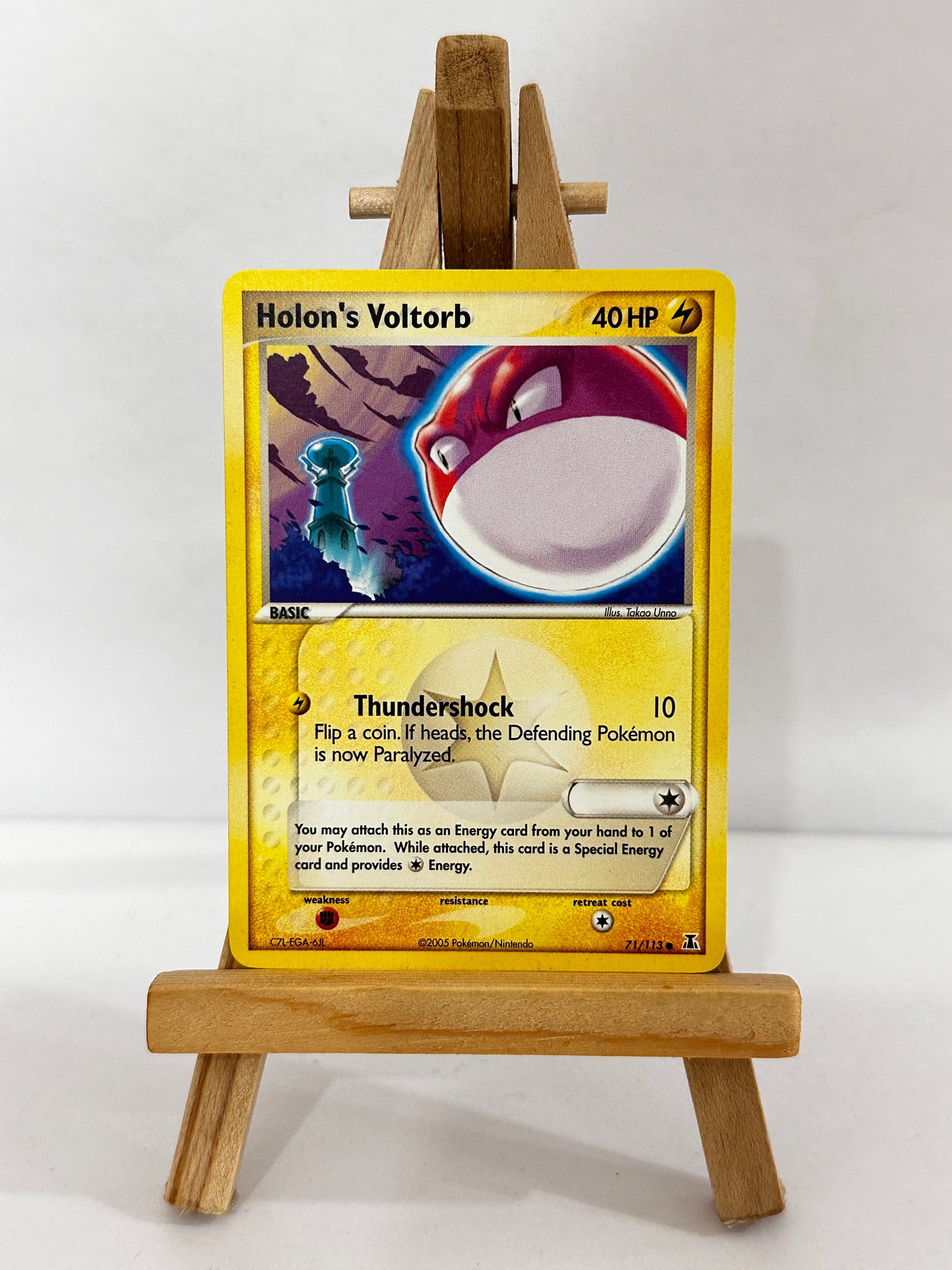 Holon’s Voltorb (EX Delta Species)