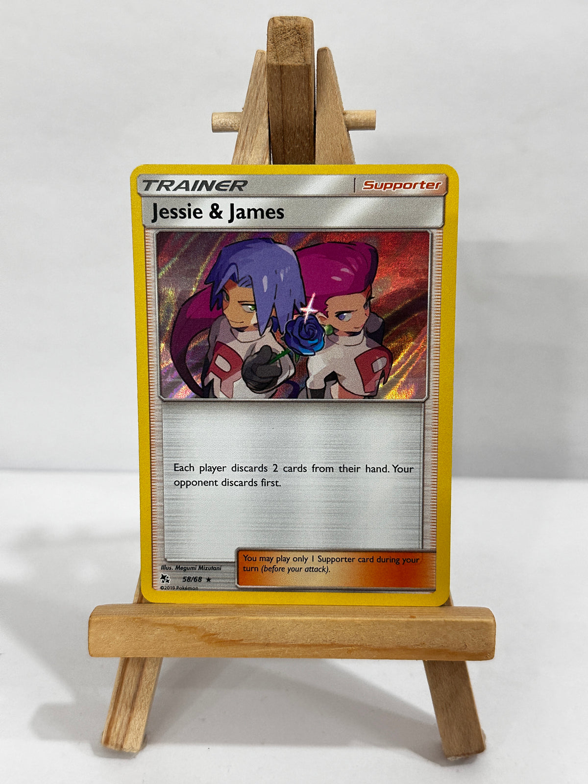 Jessie & James (SM Hidden Fates) Holo